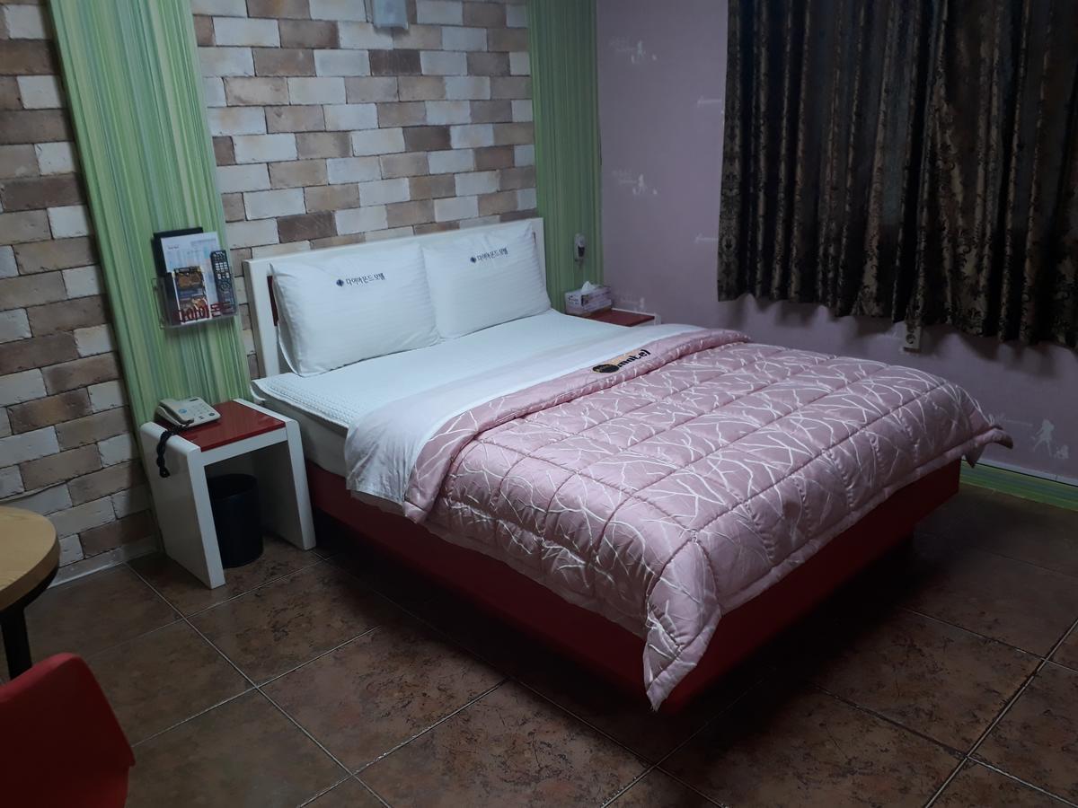Diamond Motel Sacheon Dış mekan fotoğraf
